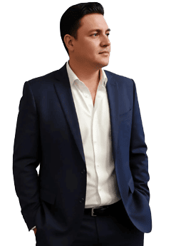 Михаил Макаров